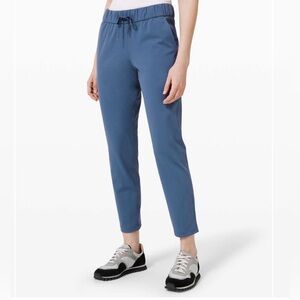 Lululemon Athletica On the fly Pants